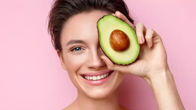 تغذیه مناسب برای جوانسازی پوست
